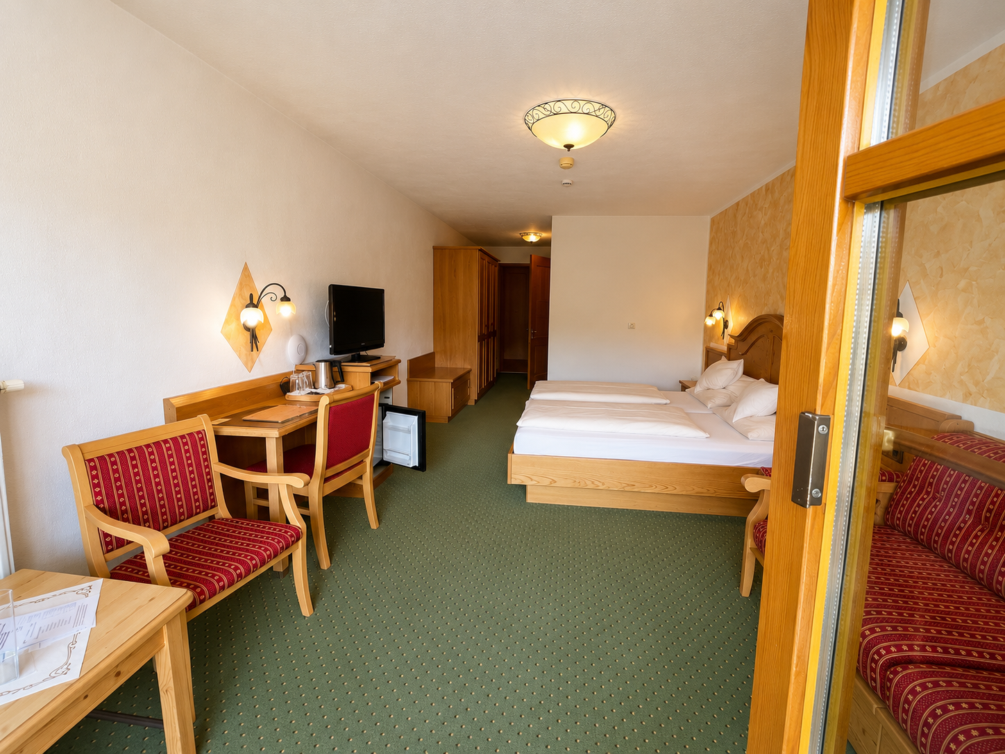 Hotel Schatten | Zi. 14 | 4 Personen