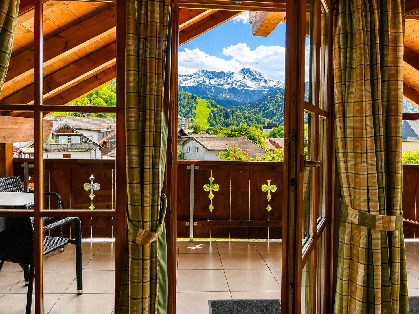 Hotel Schatten | Suite 31 Alpspitze | 4 Personen