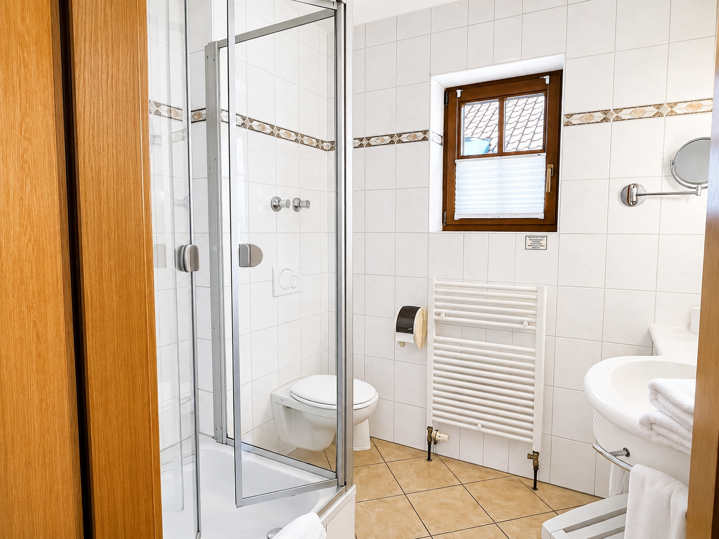 Hotel Schatten | Zi. 12 | 2 Personen