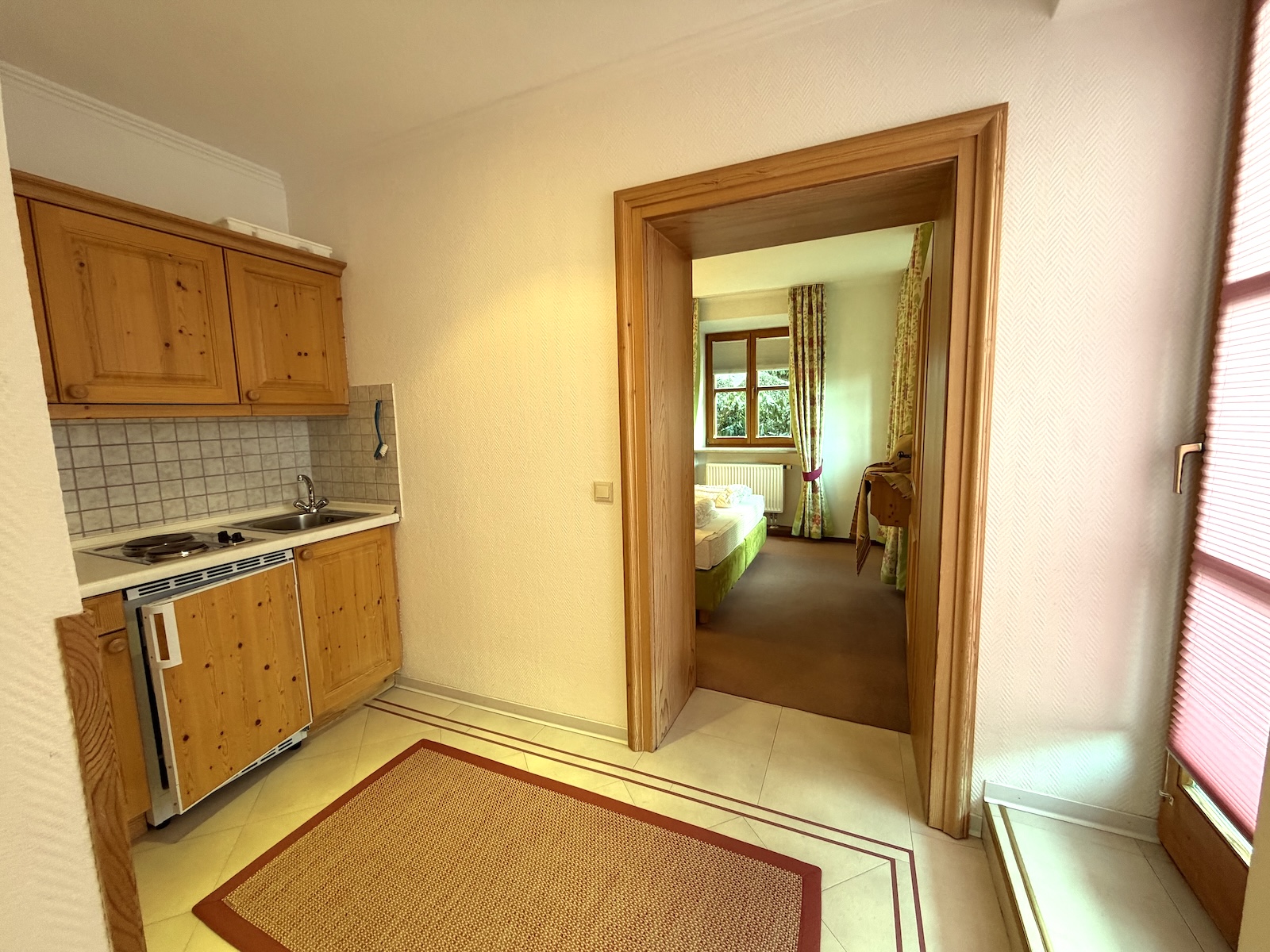Fackler Apartments | 2 Fockenstein