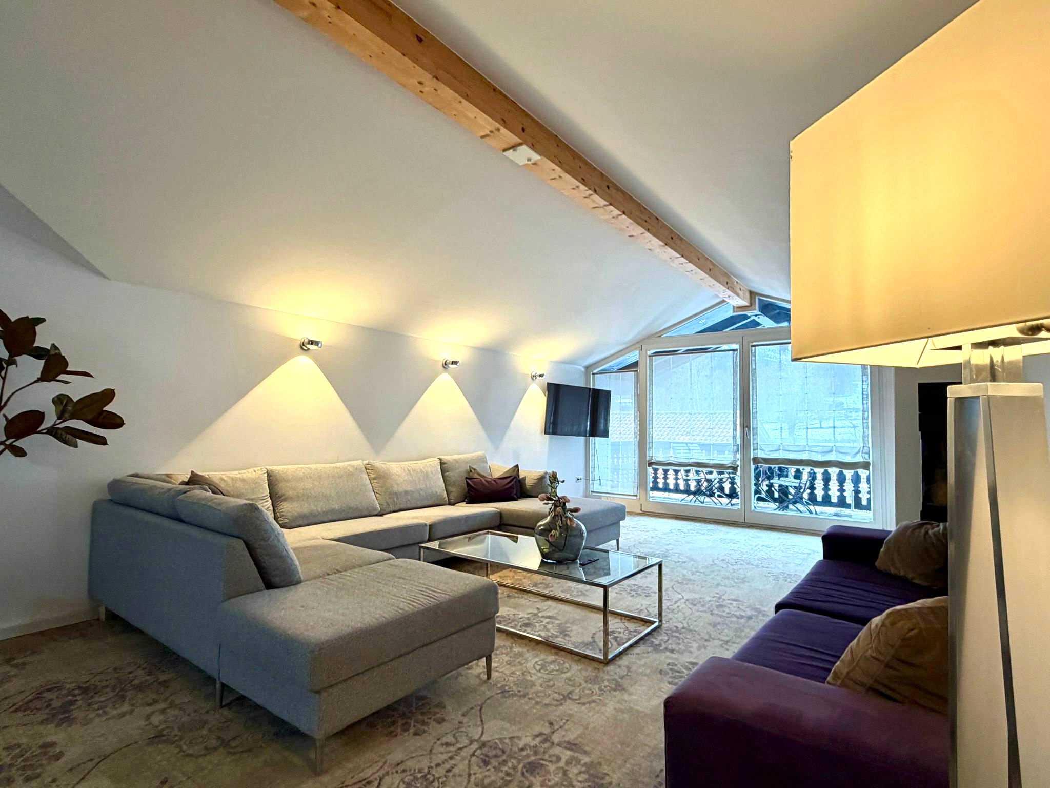 Ferienwohnung "Luxus Alpine Penthouse" - NEU möbliert