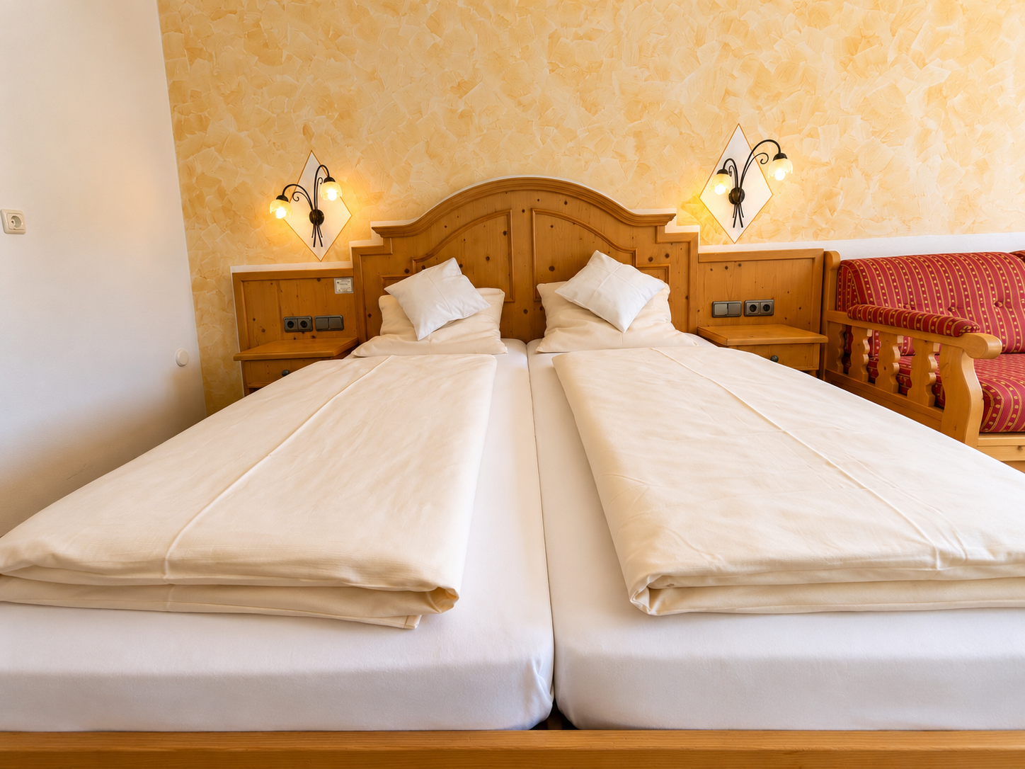 Hotel Schatten | Zi. 14 | 4 Personen