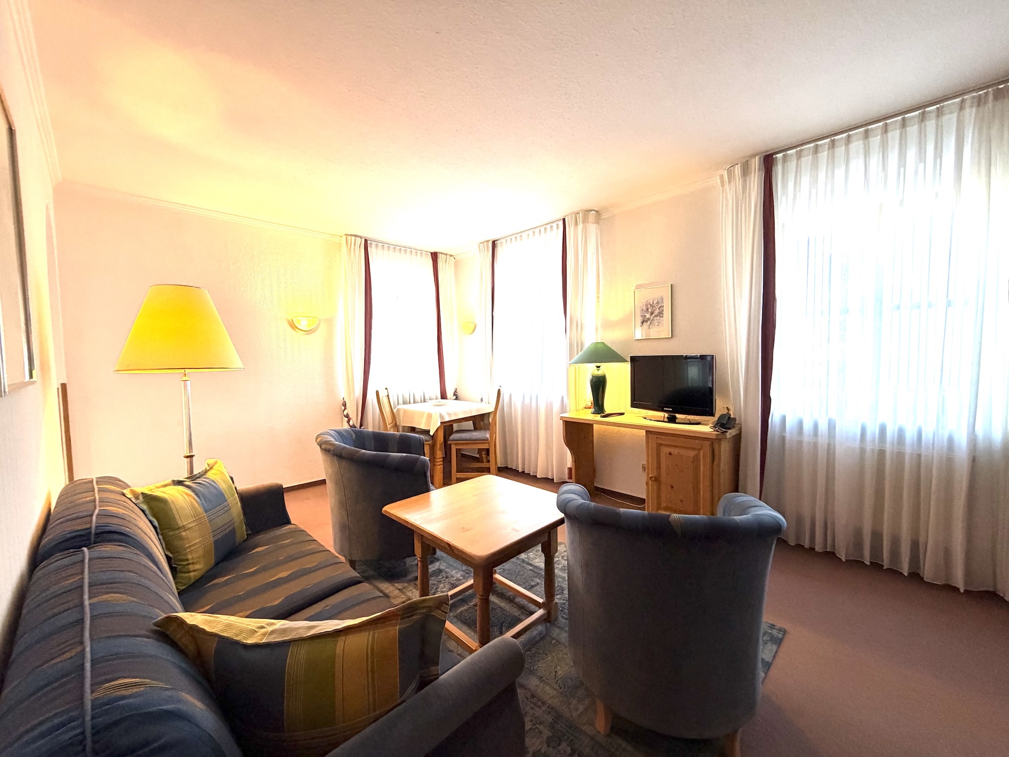 Fackler Apartments | 2 Fockenstein
