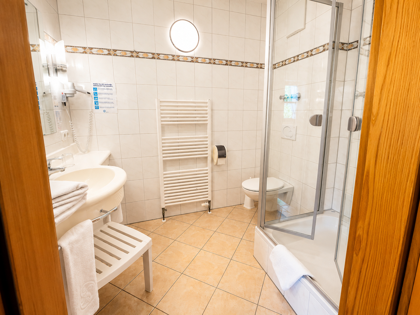 Hotel Schatten | Zi. 21 | 2 Personen