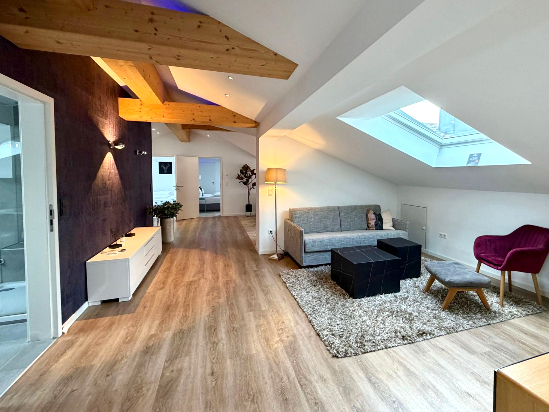 Ferienwohnung "Luxus Alpine Penthouse" - NEU möbliert