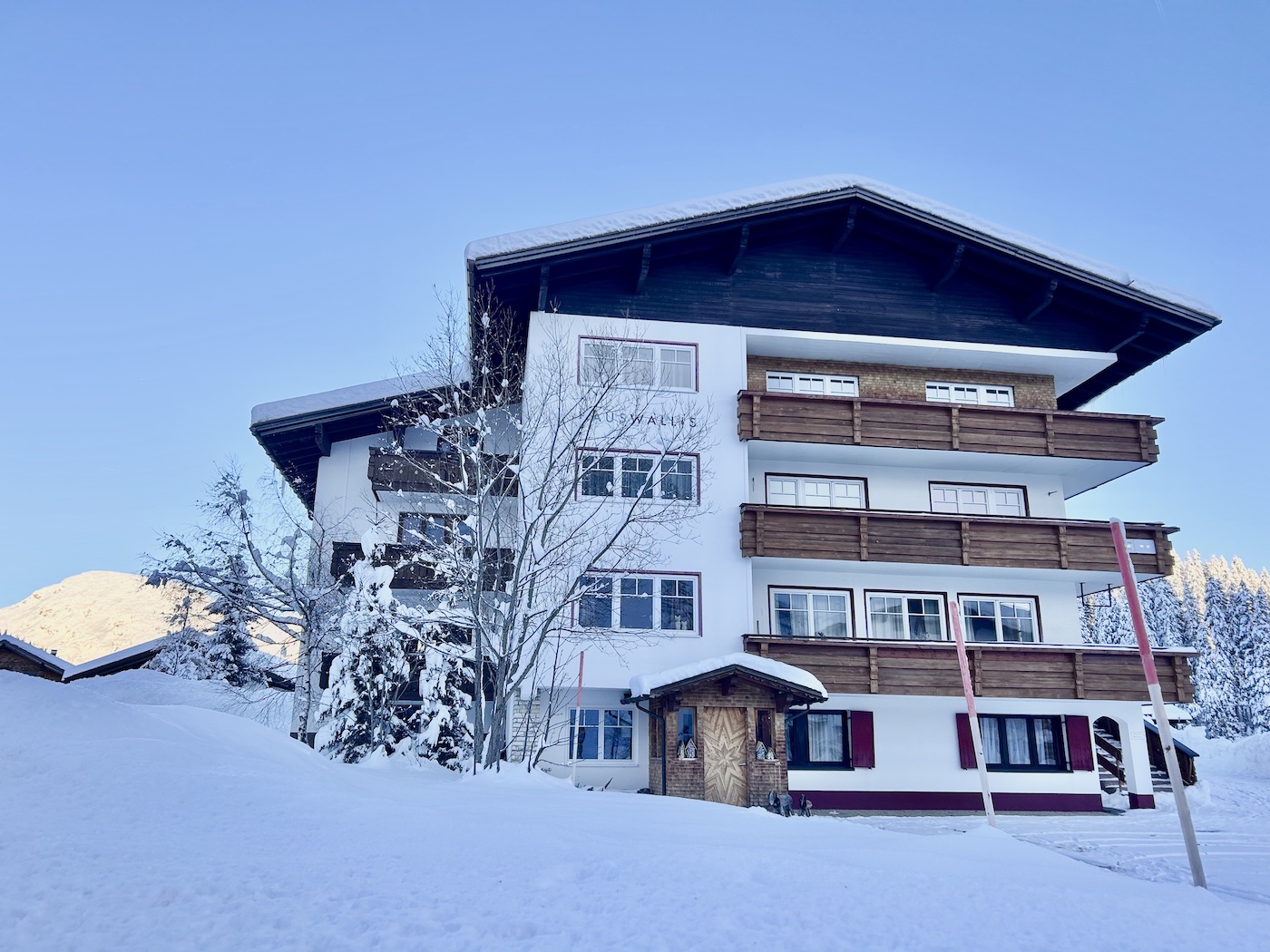 Haus Wallis im Winter