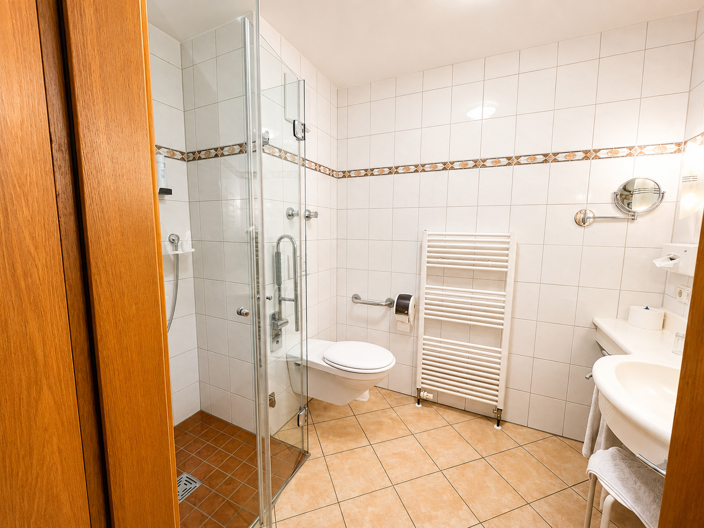 Hotel Schatten | Zi. 14 | 4 Personen