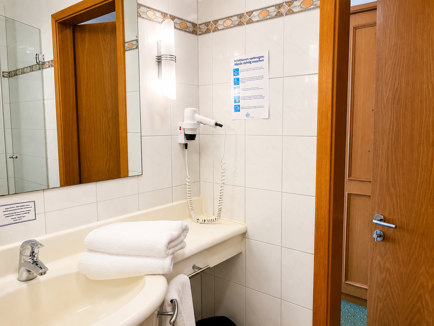 Hotel Schatten | Zi. 14 | 4 Personen