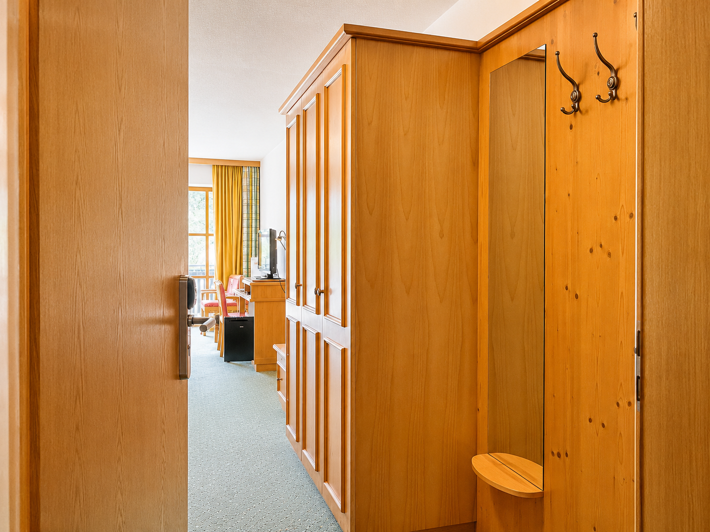 Hotel Schatten | Zi. 14 | 4 Personen