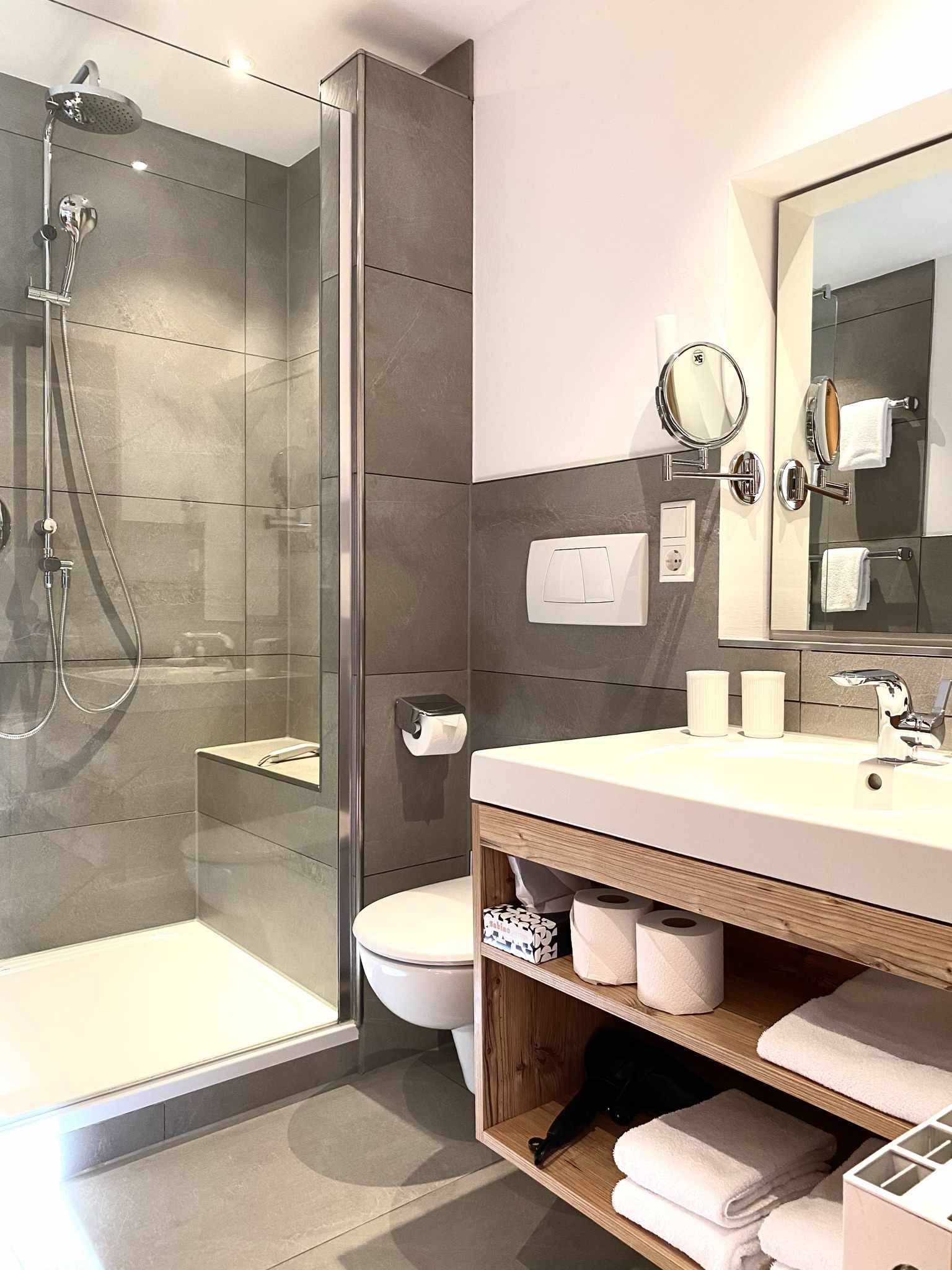 Sonnhof Apartments | Studio 14