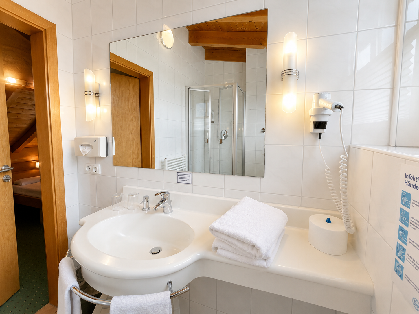 Hotel Schatten | Zi. 23 | 2 Personen