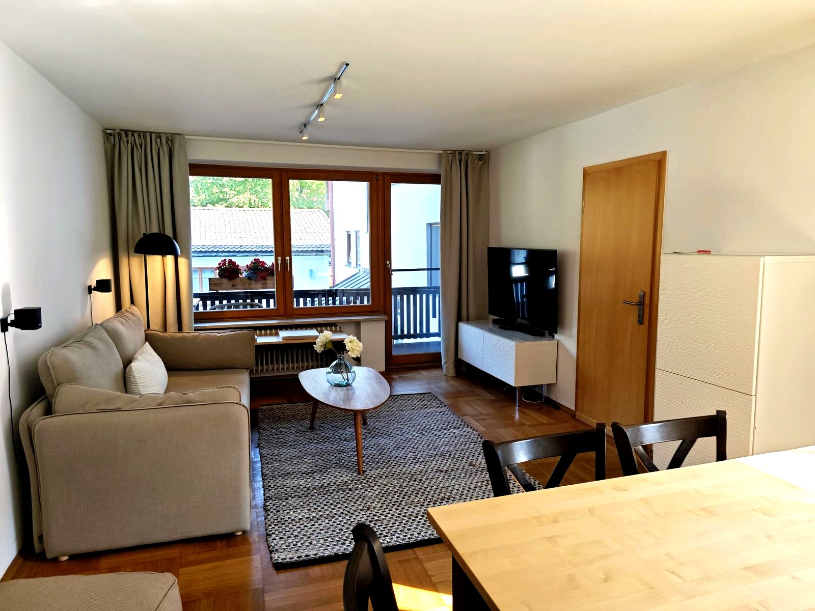 Wohnbereich mit Schlafsofa