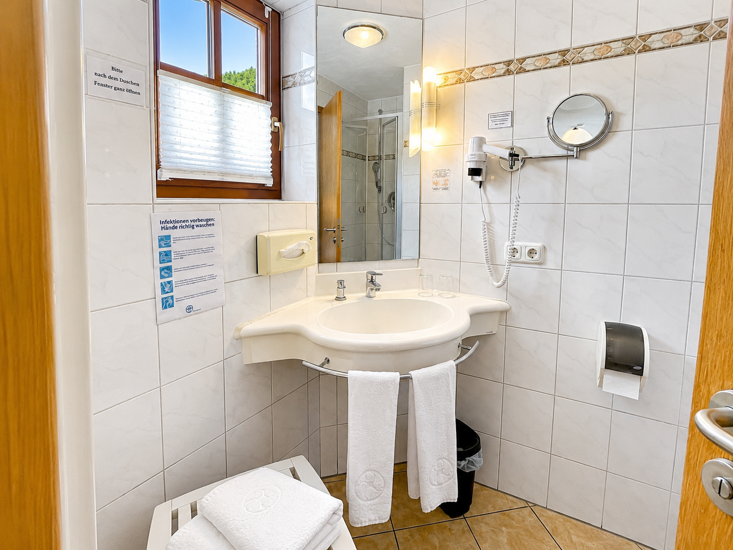 Hotel Schatten | Zi. 10 | 2 Personen