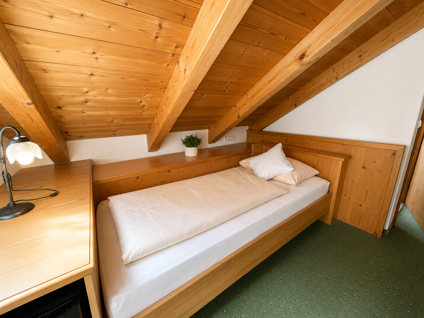 Hotel Schatten | Zi. 23 | 2 Personen