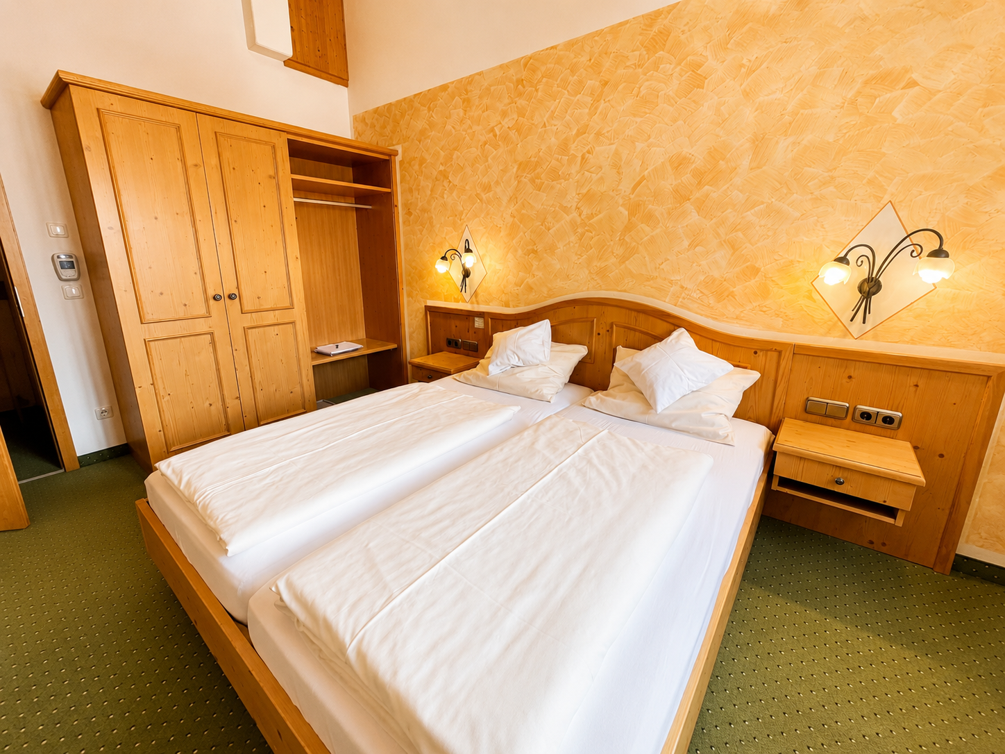 Hotel Schatten | Zi. 21 | 2 Personen