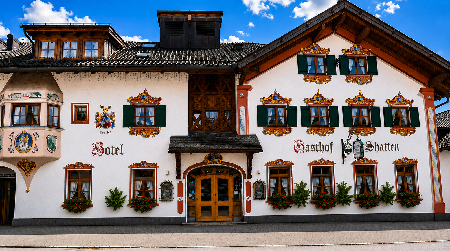 Hotel Schatten | Zimmer 14 für 4 mit Balkon und Bergblick