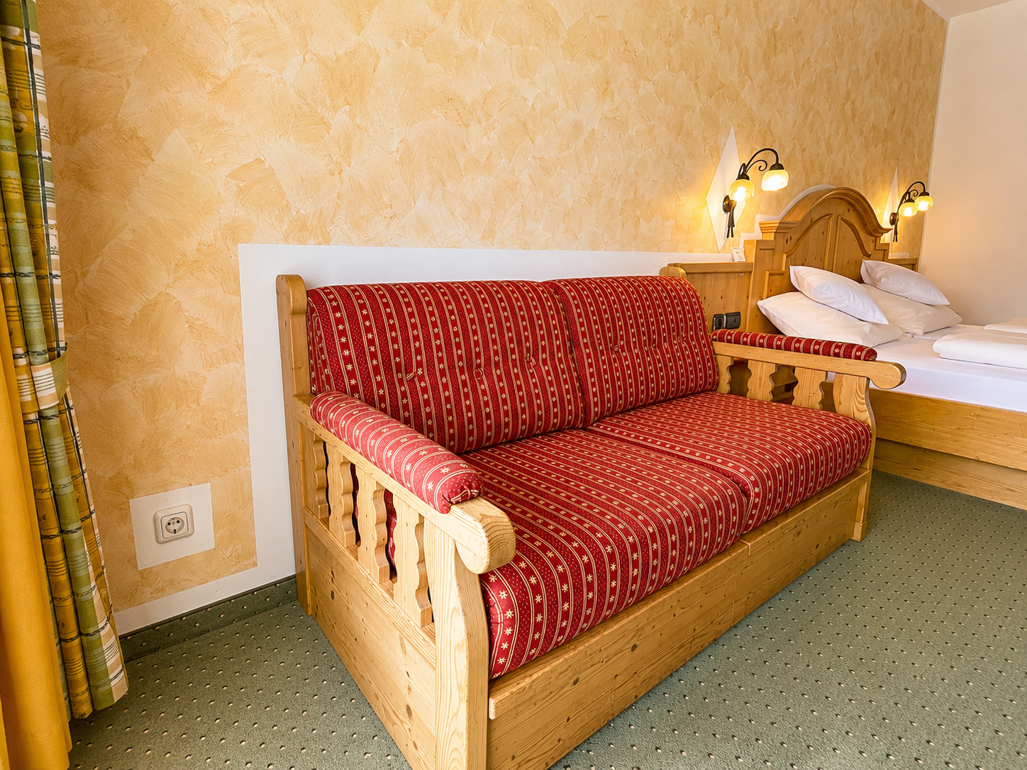 Hotel Schatten | Zi. 15 | 4 Personen