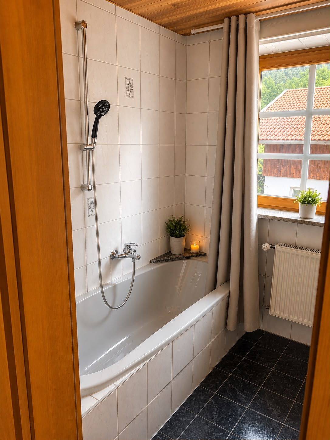 Hotel Königslinde | Apartment 11 Rothwand